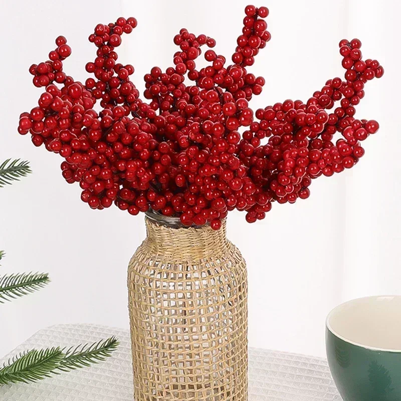 فروع التوت الأحمر الاصطناعية ل - مراجعة Christmas Wreath Fake وسعره