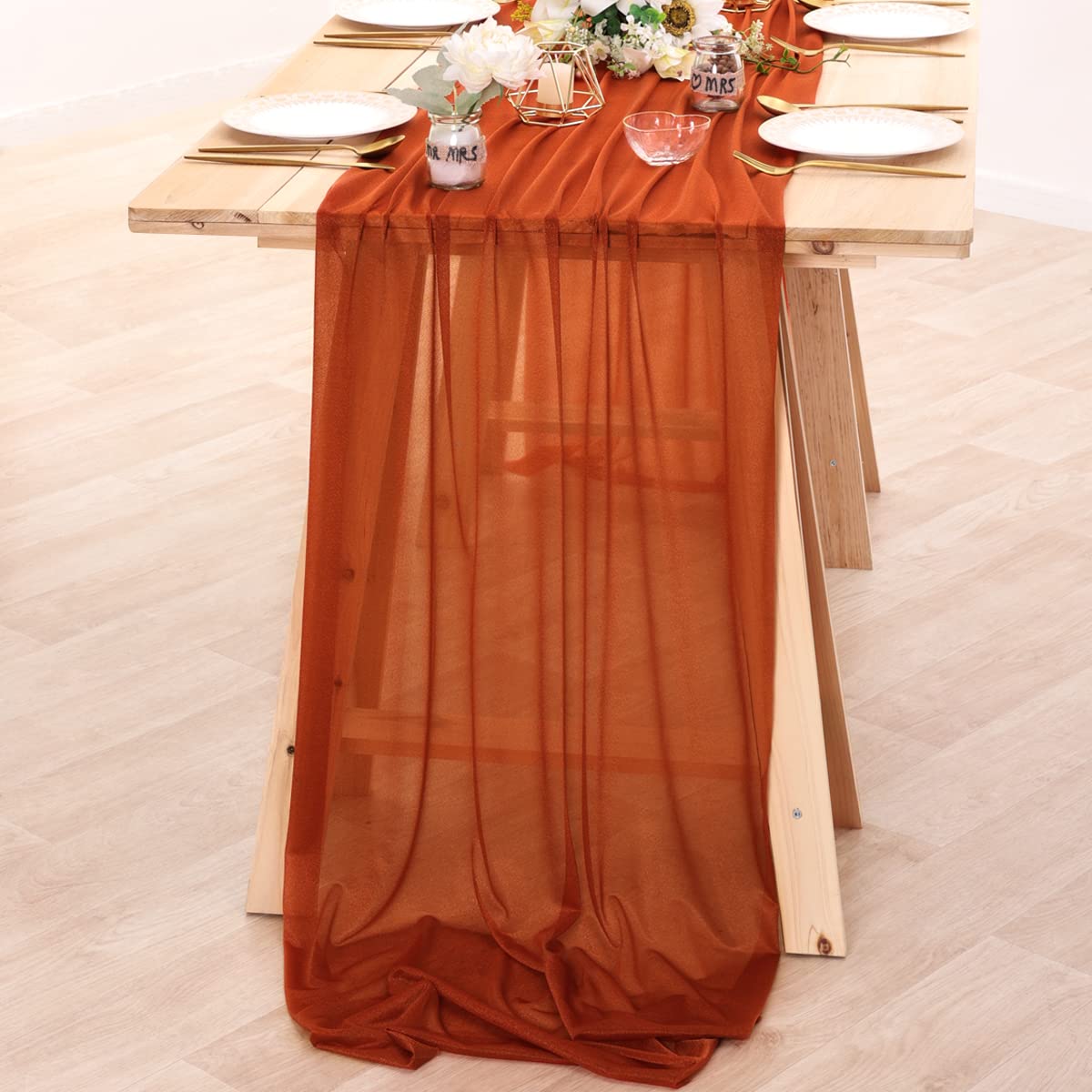 الشيفون الجدول عداء عارية شير  - مراجعة Christmas Table Runner وسعره